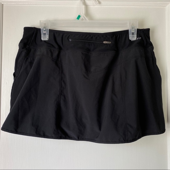 💚Nike Dri-Fit Running Skirt- Sz L - Picture 2 of 7